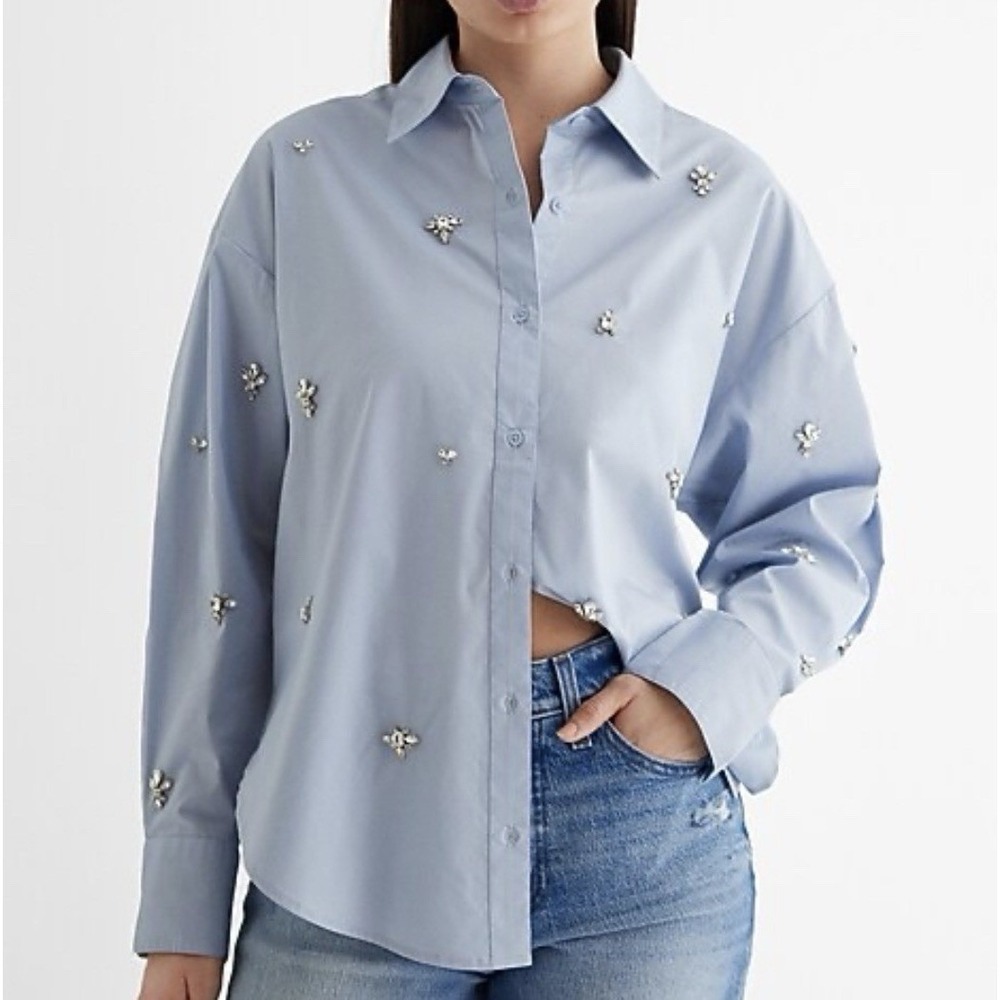 EXPRESS LIGHT BLUE RHINESTONE EMBROIDERY OVERSIZED BUTTON DOWN SHIRT SIZE XL